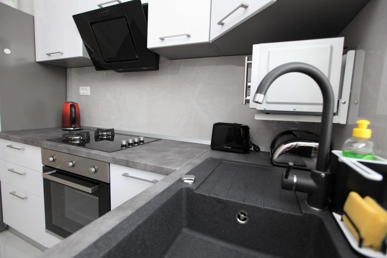 Apartmani Ive Trogir Exterior photo