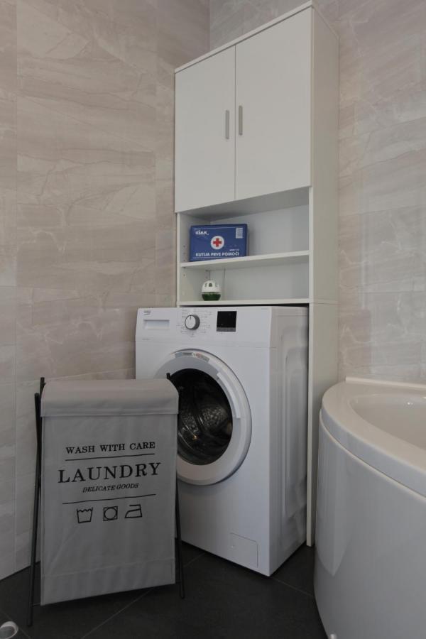 Apartmani Ive Trogir Exterior photo