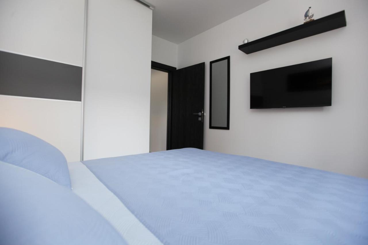 Apartmani Ive Trogir Exterior photo