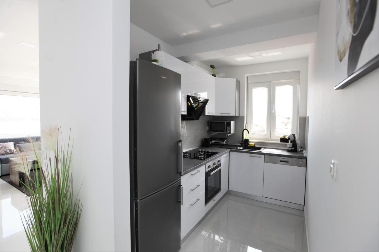 Apartmani Ive Trogir Exterior photo