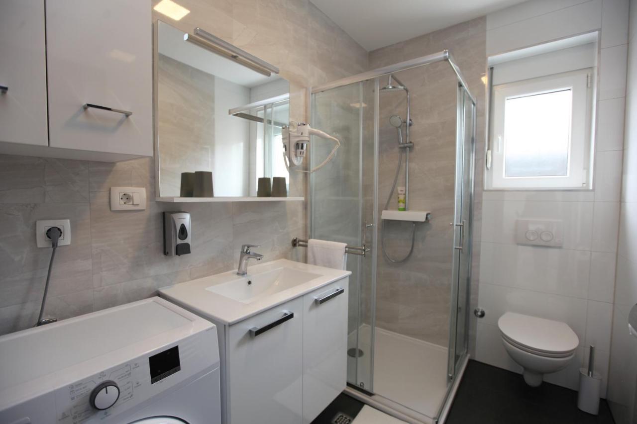 Apartmani Ive Trogir Exterior photo