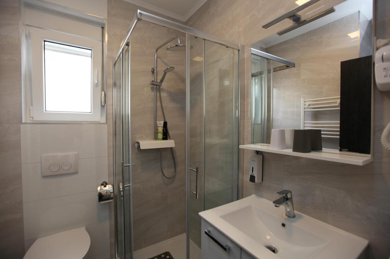 Apartmani Ive Trogir Exterior photo